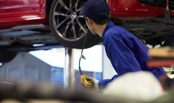 自動車整備士の画像